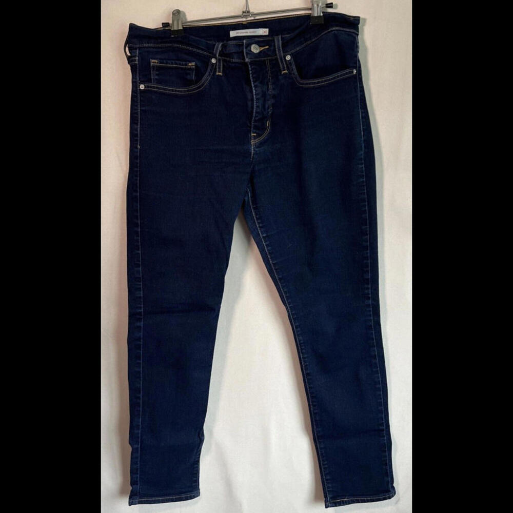 Levi Strauss | 311 Shaping Skinny Women's Jeans - Size 30